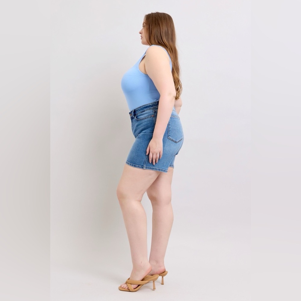 Judy Blue 2 Button Denim Shorts with Pockets Plus Size Classic Blue Denim Shorts - Picture 12 of 15